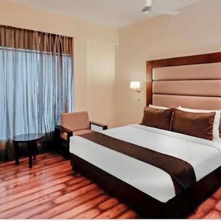 Hôtel Vedantam à Haridwār Extérieur photo