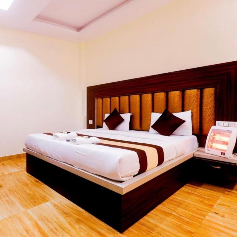 Hôtel Vedantam à Haridwār Extérieur photo